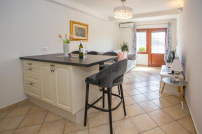 Motovunska 39a, Porec